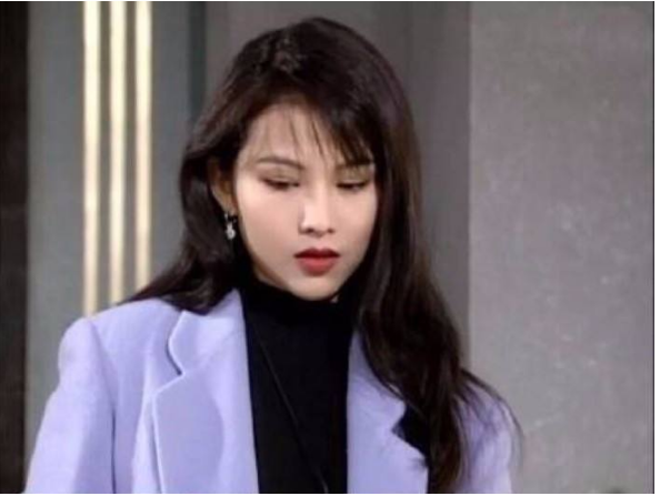 弃给她1.6亿的刘銮雄，离开相恋3年的吴奇隆，蔡