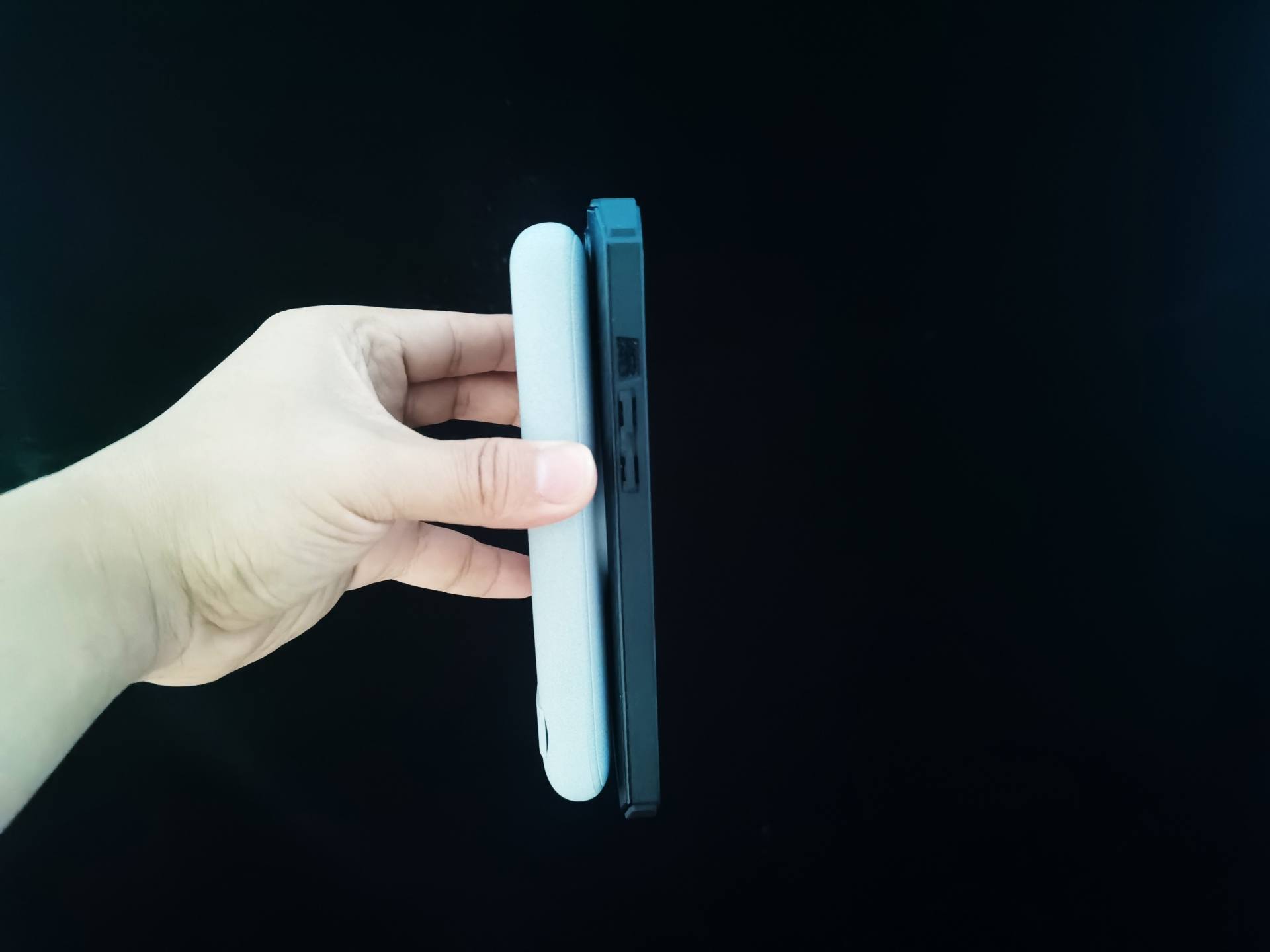 南卡无线充电宝POW-3支持MagSafe磁吸双输出快充体验