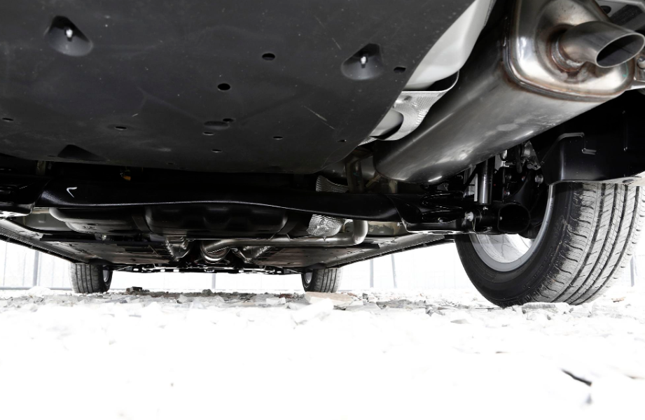 长安逸动plus评测，底盘，动力，空间不输同级合资车