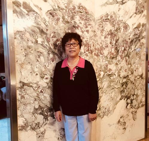 18岁女子挖自来水管道，意外发现70000枚银元，揭开30年前的秘密