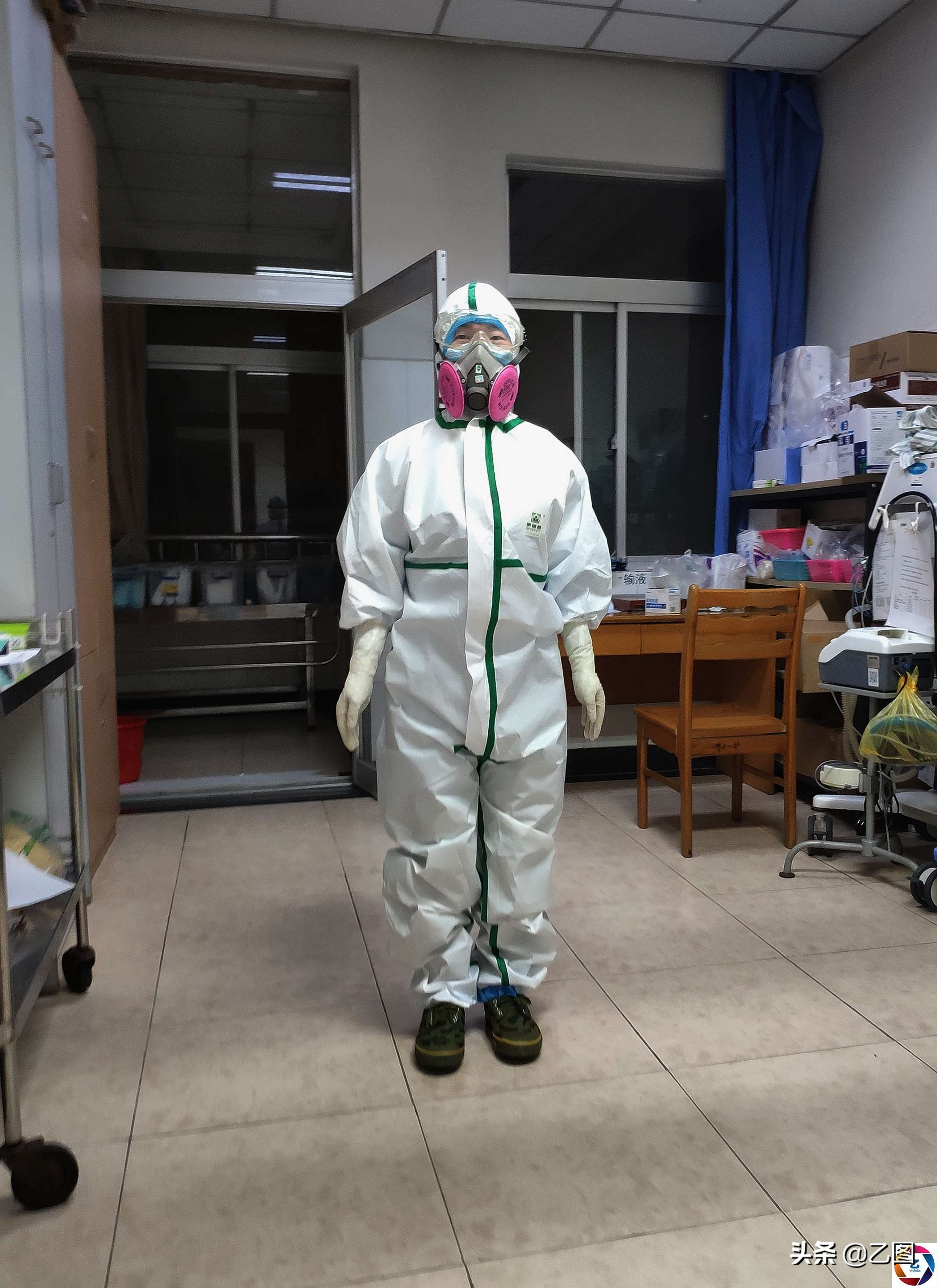 95后女护士隔离区四天日记：戴上N99口罩的那一瞬间，呼吸困难