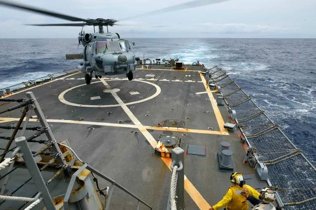 引狼入室的下场？美国掉转枪口对准印度，莫迪