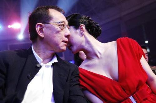 号称商业传奇杨受成，情史丰富，他的一生是什