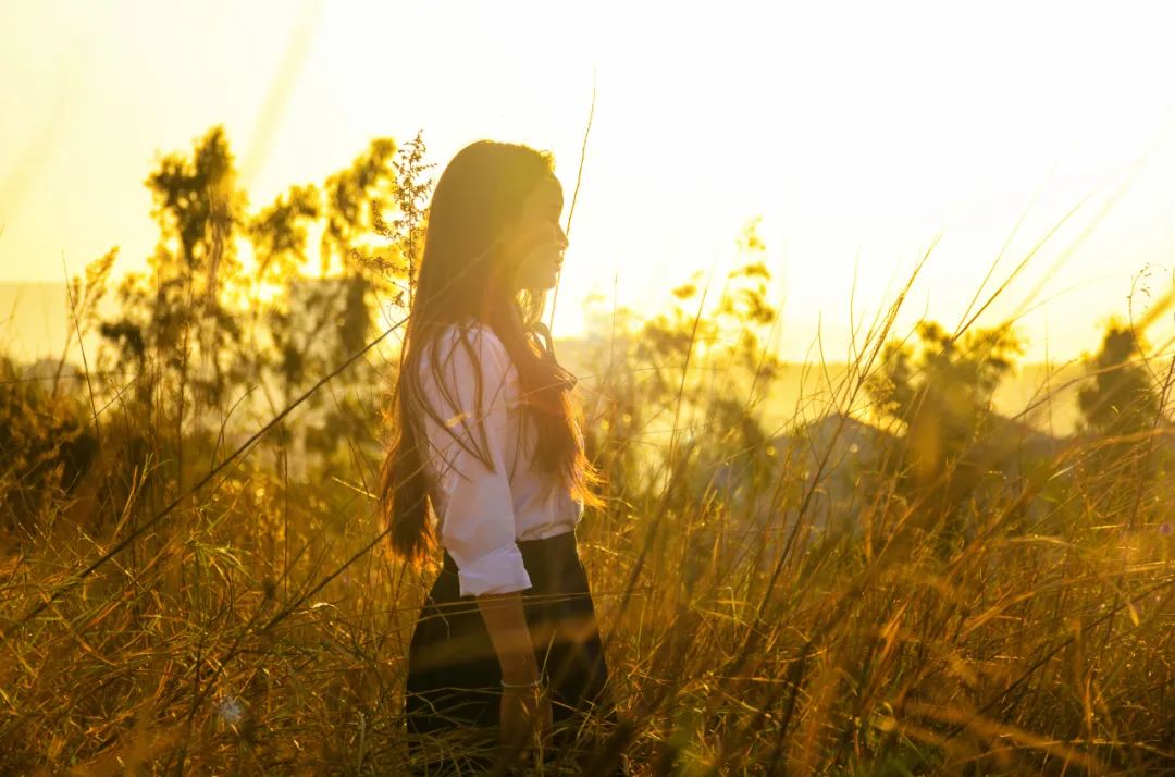最适合除夕发朋友圈的诗词句子-第1张图片-非凡网