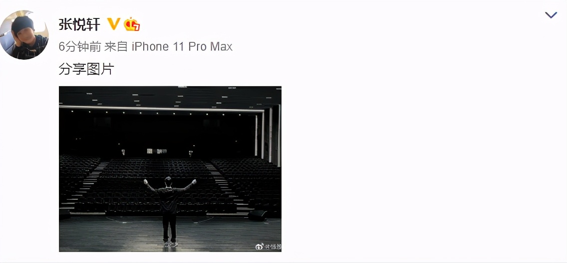 13歲天天曬照支持張亮話劇，身高超170，背影和爸爸分不清