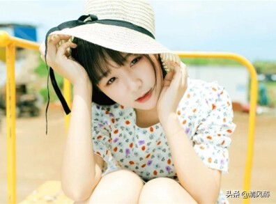 熬过夏天迎来秋天的句子 适合秋天发朋友圈的语录图片