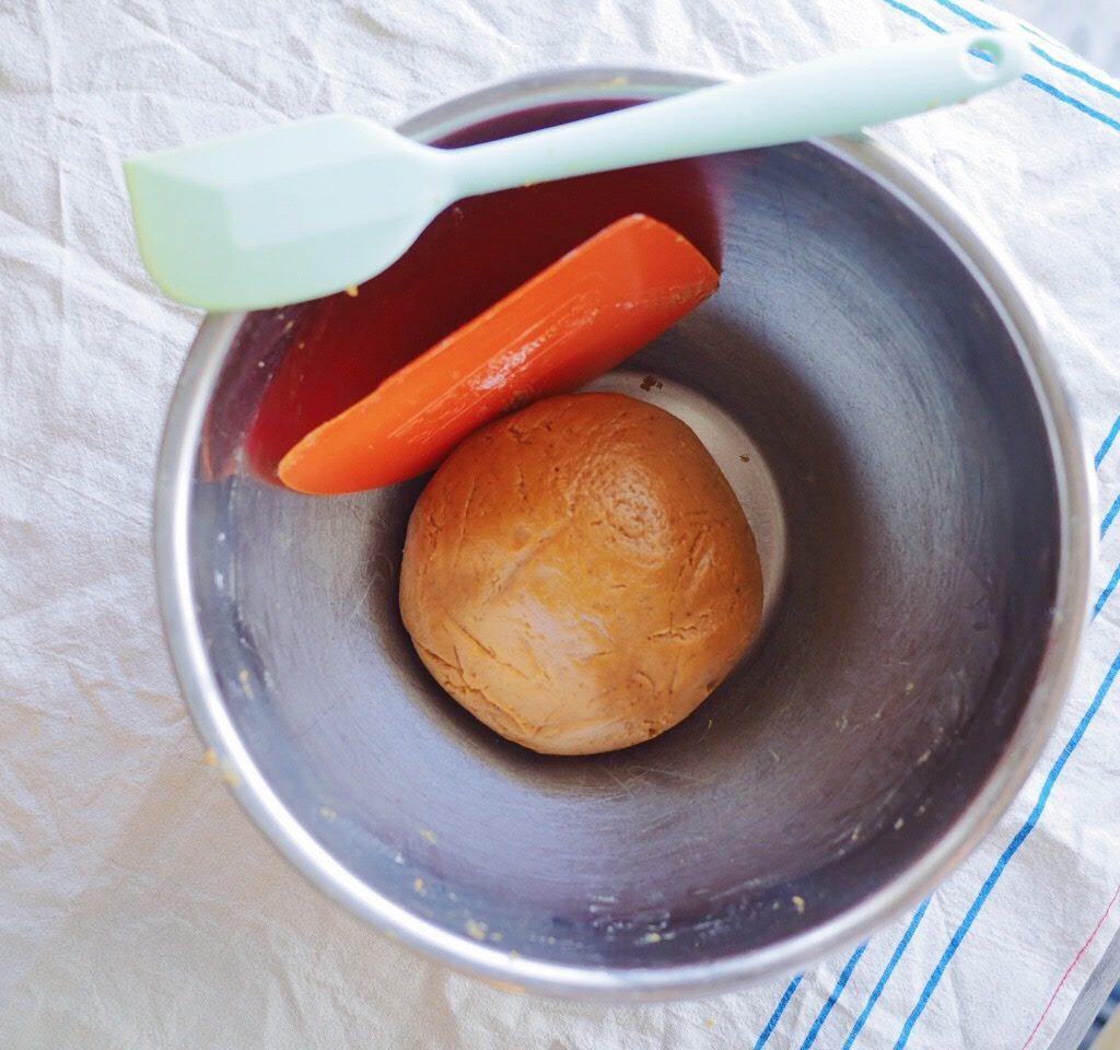 想吃花生酱不用买，5块钱自制一大瓶，纯正无添加，还能做曲奇