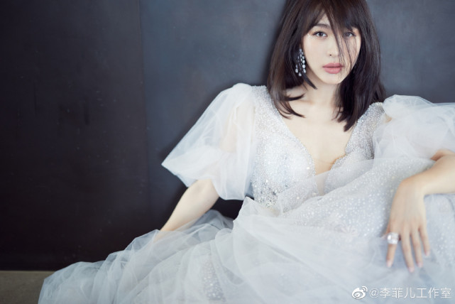 Li Fei doubt borrows a program to respond to Baby to lie between empty propaganda to the enemy at the front line, 