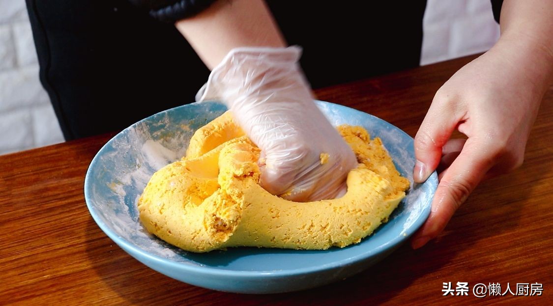 想要南瓜饼个个空心，有窍门！记住这4点，放时间长了也不会变软