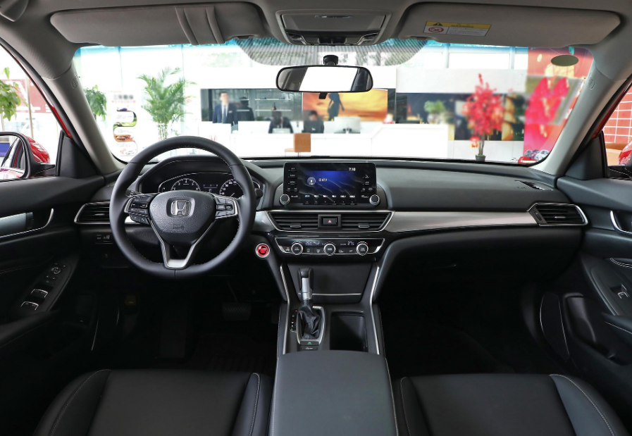 本田INSPIRE，1.5T+CVT，经典B级家用车