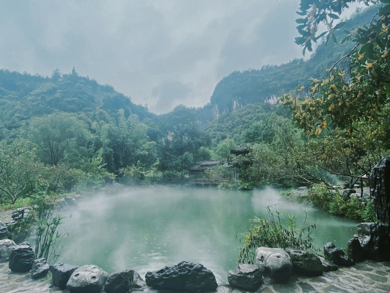 重庆9大5A景区，主城区里一个也没有，必须到区县里看看