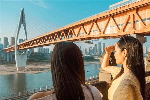 实用重庆旅游攻略，4-5天，土著带路，轻松又省心