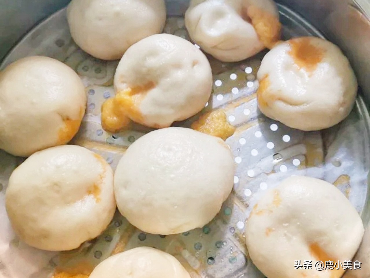 不管蒸肉包、菜包还是馒头，牢记蒸包3招，暄软饱满，好吃不塌陷