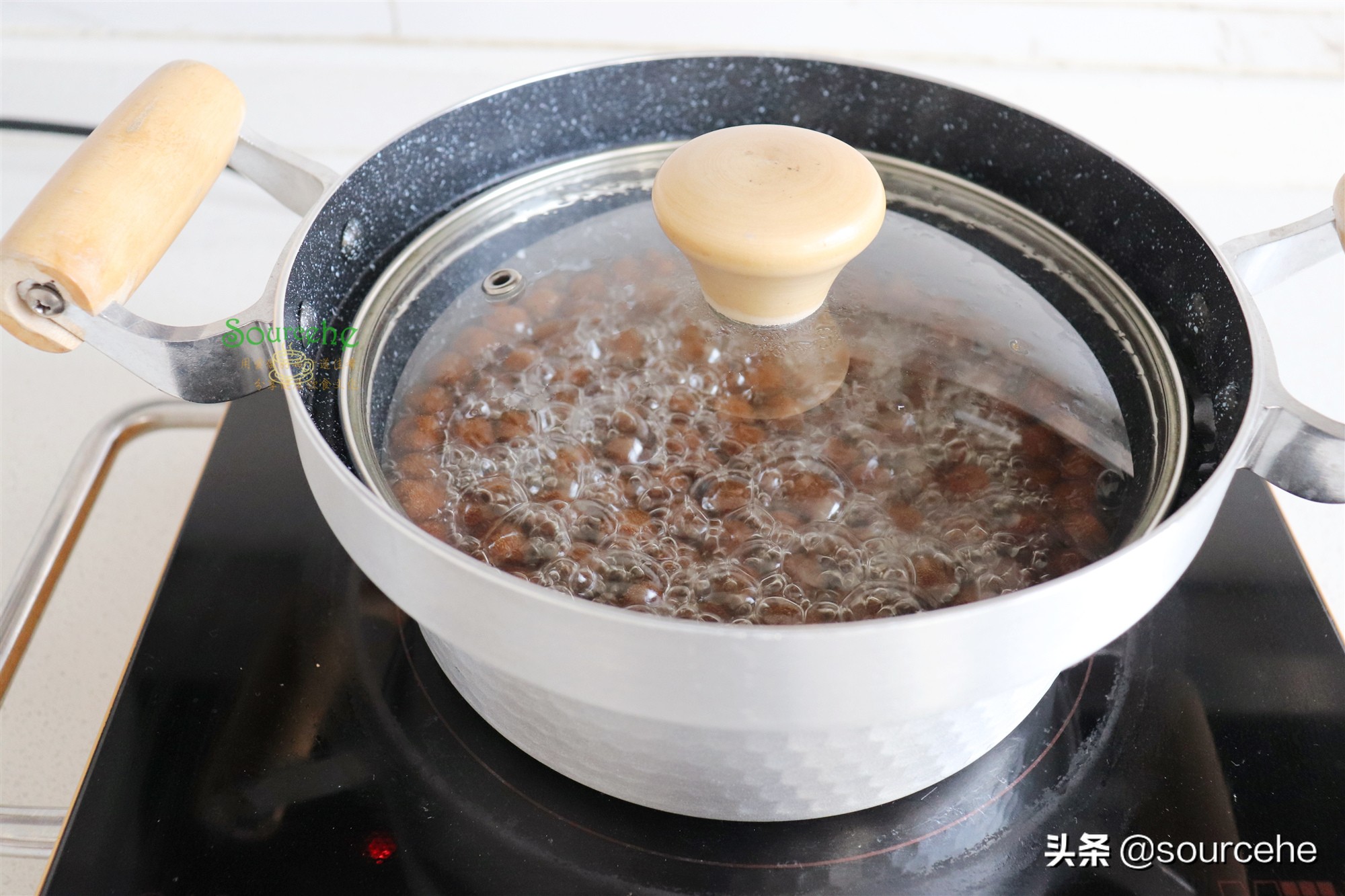 天气热，想喝奶茶不用买，在家做很简单，零添加，健康又好喝