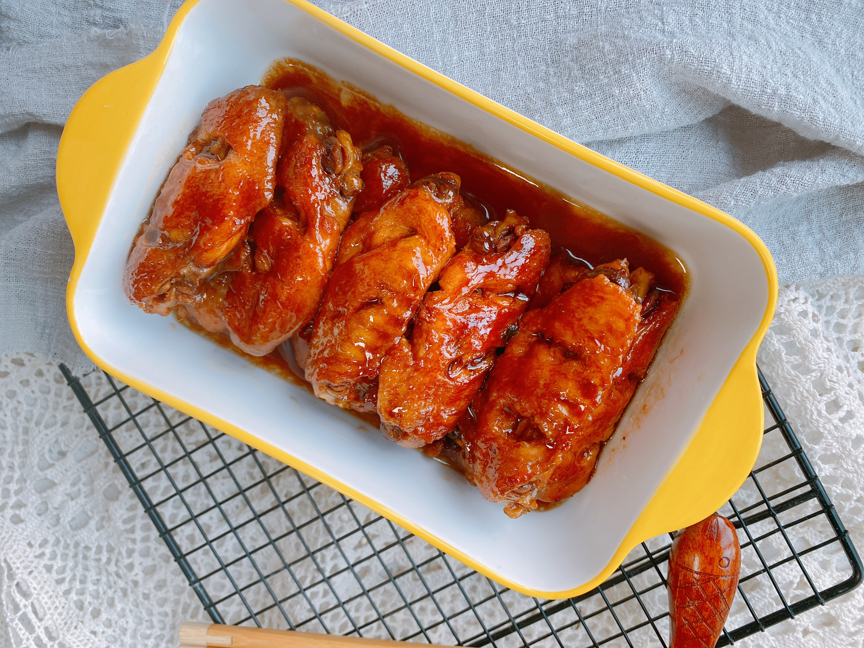 紅燒雞翅軟爛脫骨的秘訣在這裡，掌握關鍵2點，新手也能一次成功