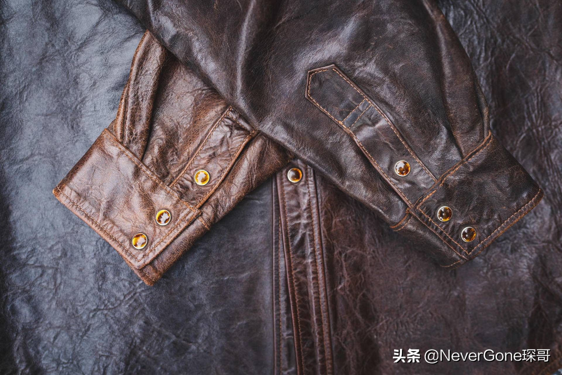 一件咔的一批的衬衣——加州小熊拼色皮衬衣