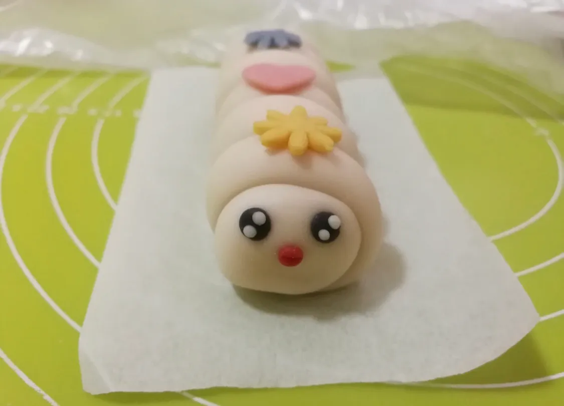 毛毛虫馒头,哪个孩子能不爱? 美食做法 第13张 毛毛虫馒头,哪个孩子能不爱? 美食做法 第13张