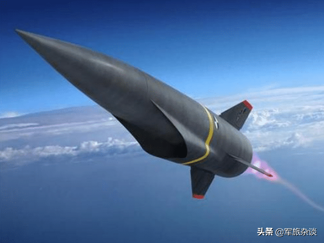 特朗普吹嘘美军在研超级导弹性能远超中俄，俄方笑了：我们认输