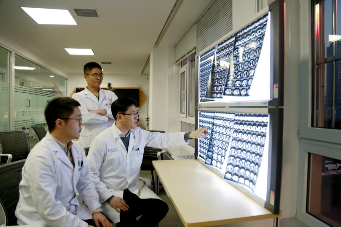 沈陽市衛生健康系統"人才建設年、科技創新年、基層提升年"建設成果之沈陽市第十人民醫院工作紀實