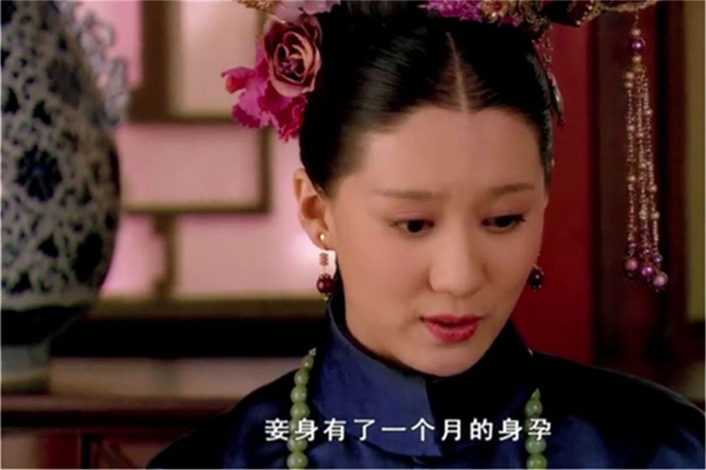 孟静娴喂弘曕，为何亲自尝一口？若非动了这念头，也不会成替死鬼