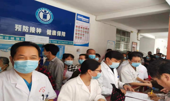 「我为群众办实事」“—记文陂卫生院在新圩新冠疫苗接种点