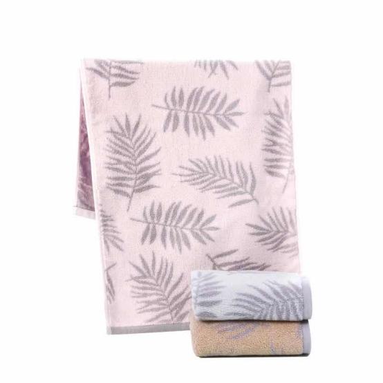 Why does the white towel turn yellow?What should I do after turning