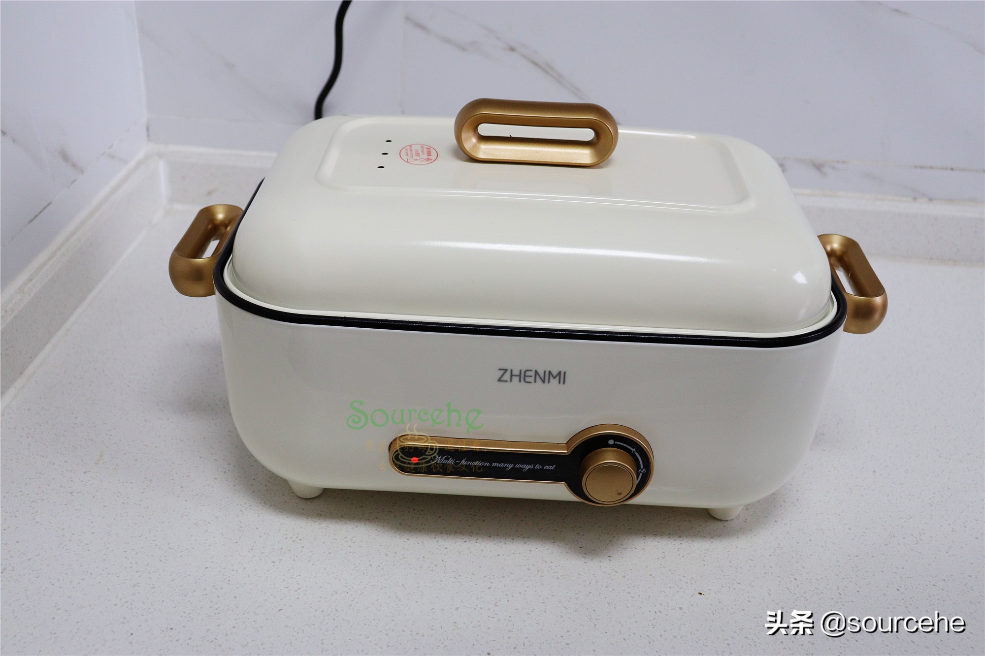 清蒸鱸魚只需8分鐘，一靠火候二靠調味，魚肉離骨，鮮美香滑
