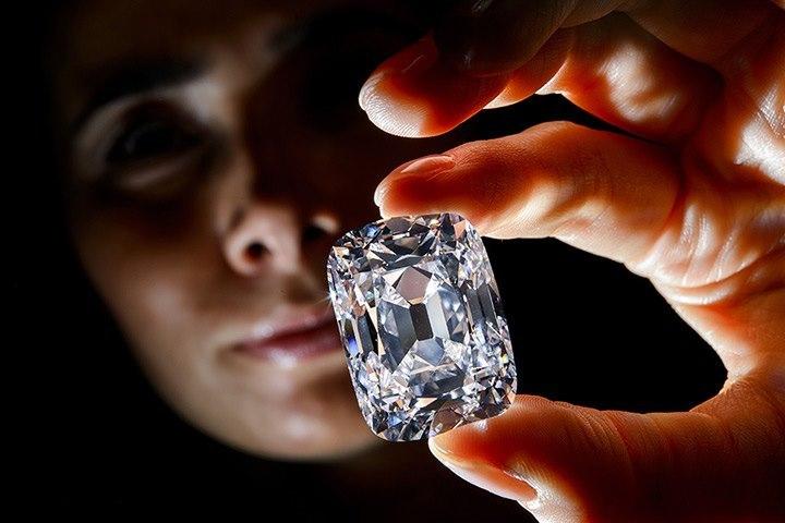 博茨瓦纳再现超1000克拉巨钻 钻石骗局是真的吗？