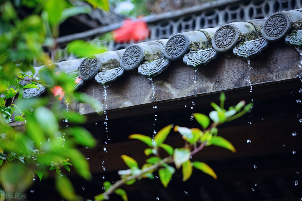 表示雨很大的句子有哪些形容下雨很大的句子