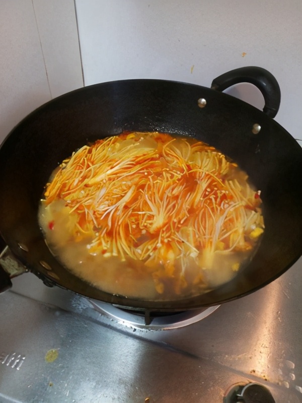 水煮鱼片~麻辣鲜香.特别Q弹，步骤详细，在家也能做出饭店味道