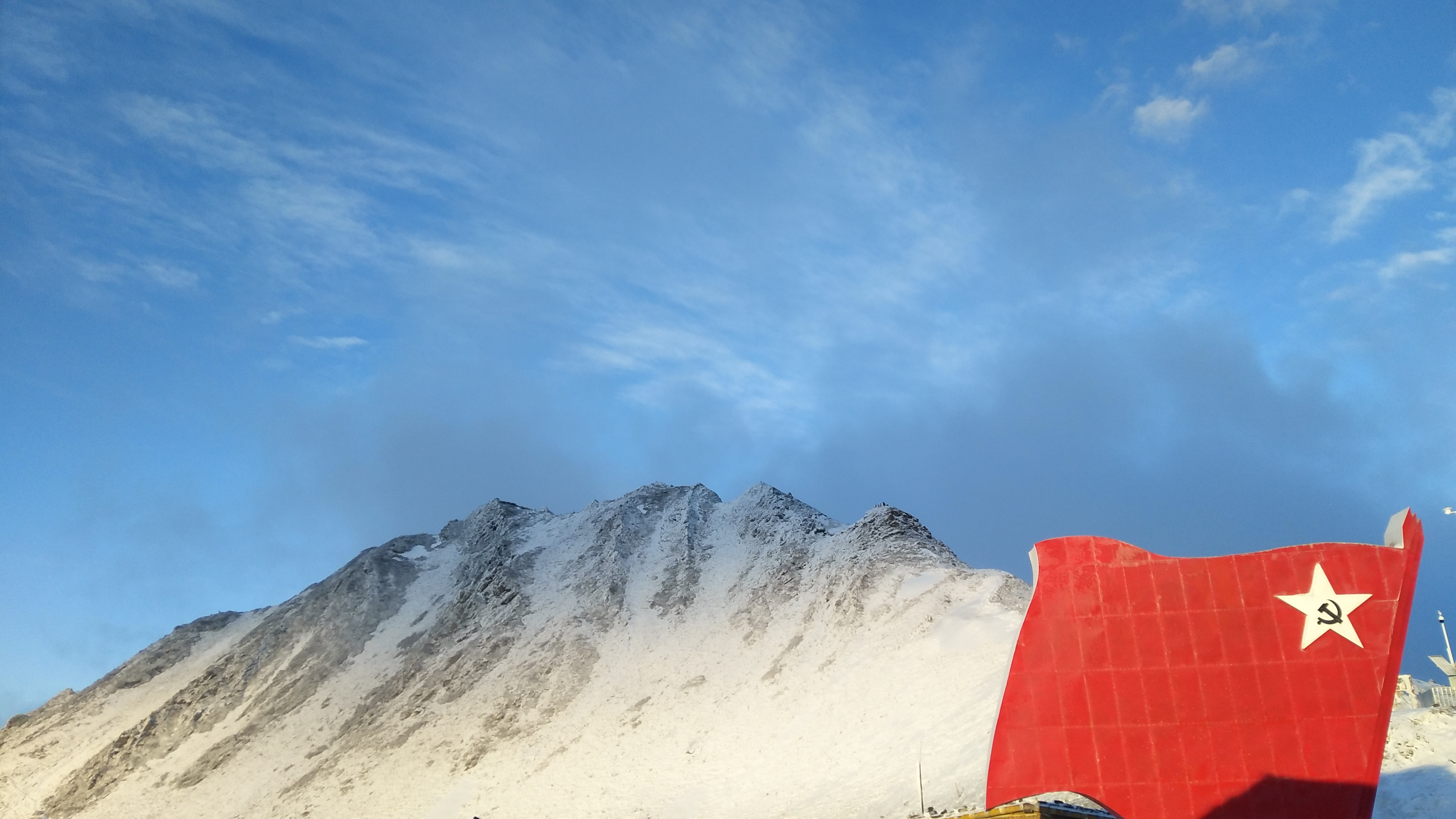 单人单车穿越雅安夹金山森林公园：体验一日四季轮回