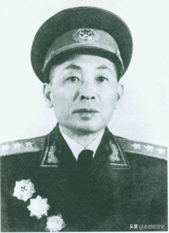 炮击金门，1个小时几万发炮弹不偏不斜，美军半