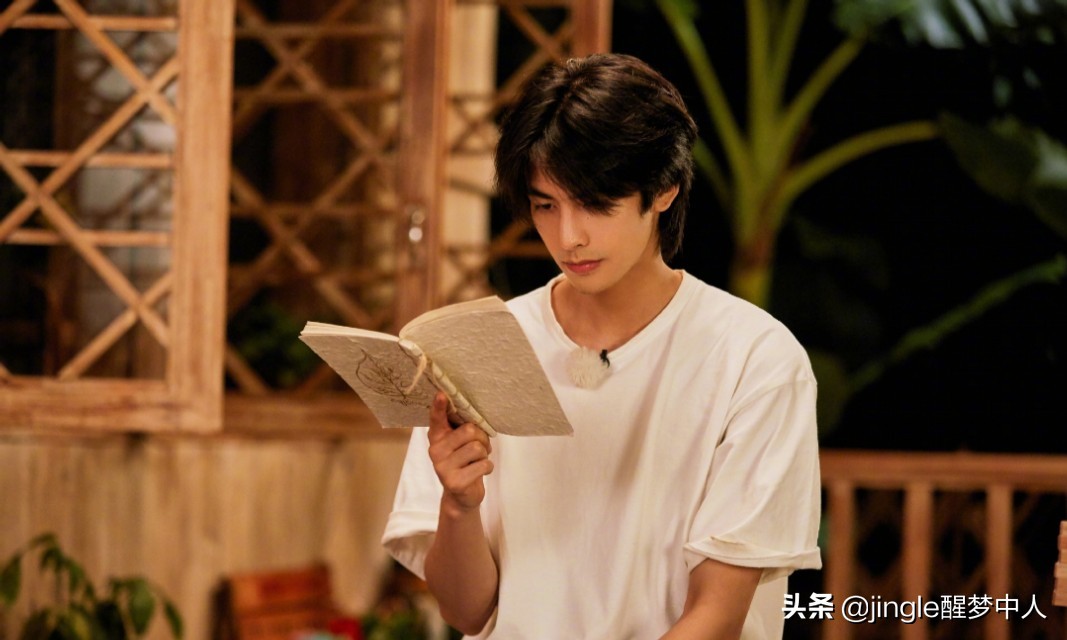 《彼岸花》低调收官，播放2亿次，评分2.9，难怪