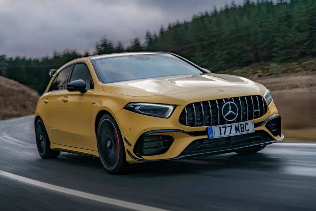 搭载四缸发动机动力却超过600匹，奔驰这款车型大有来头