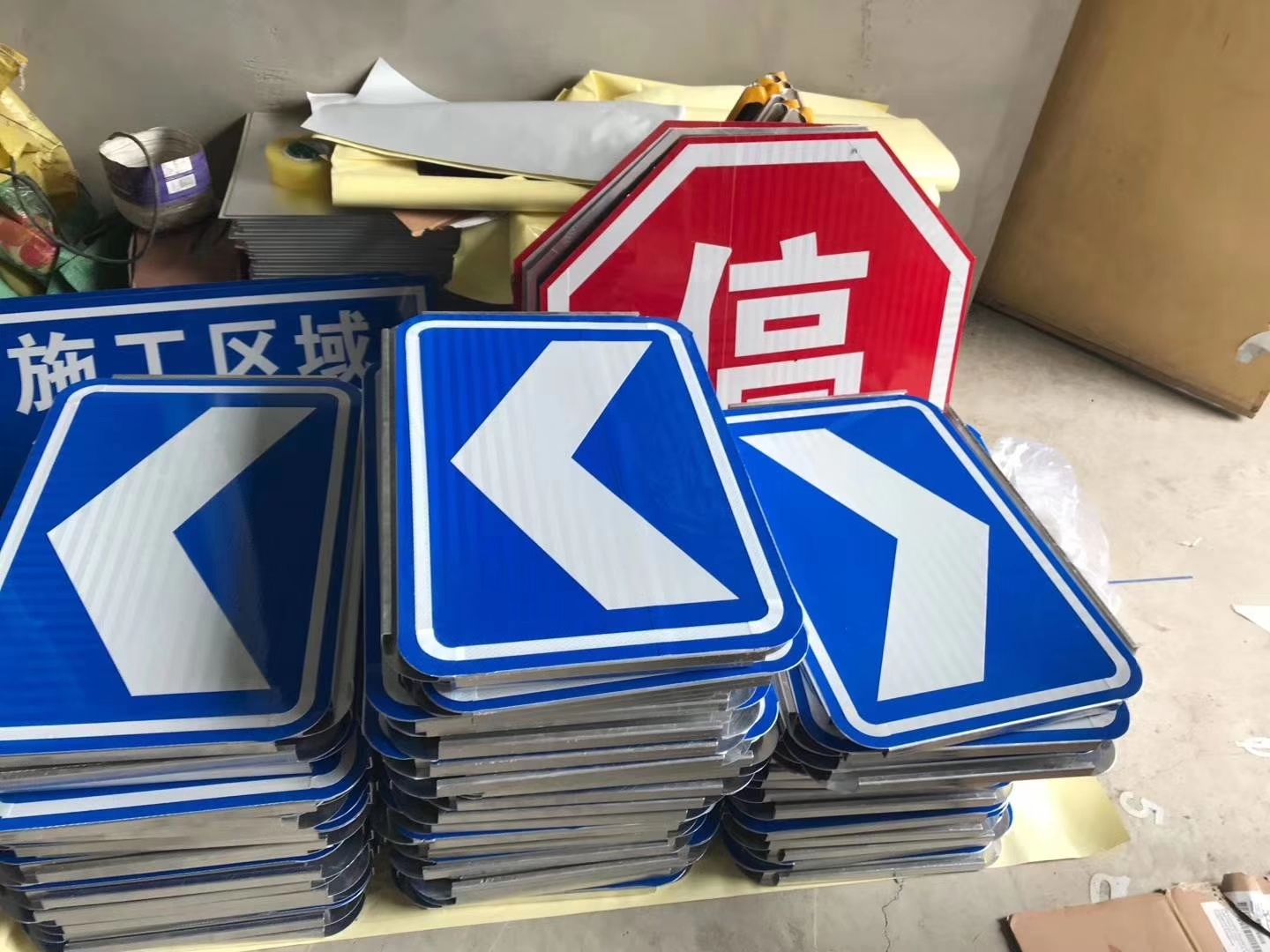 廣西交通標(biāo)志牌