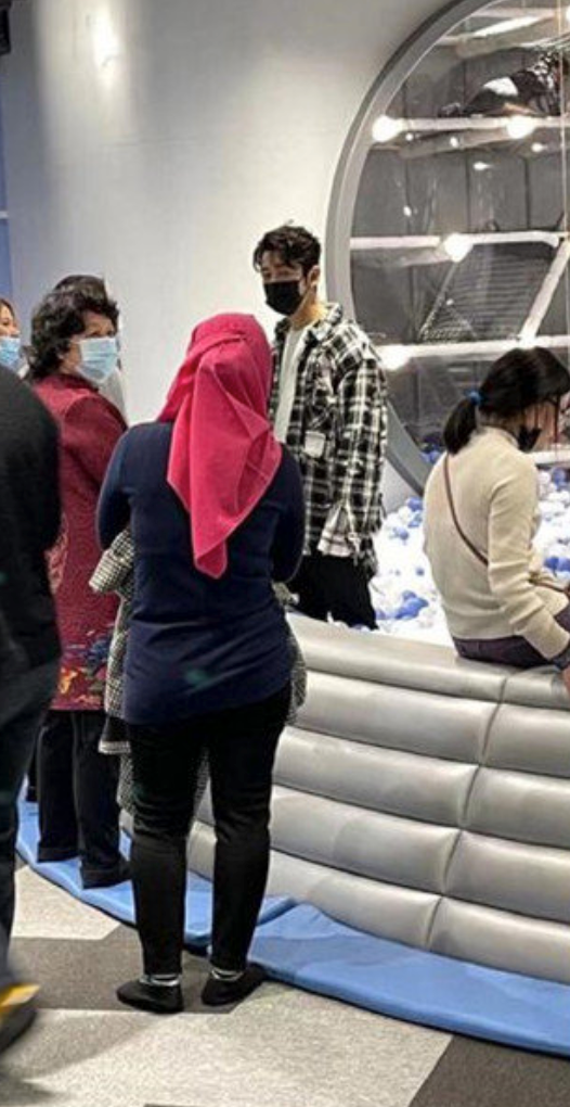 baby与黄晓明疑似已分居！网友曝多条线索力证，被曝已离婚？