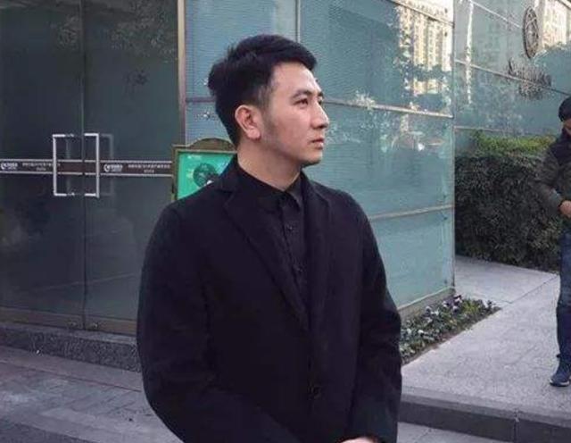 “林生斌翻车事件”继续发酵，不就是再婚生女