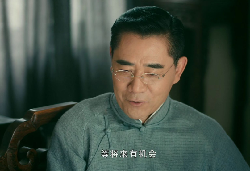 陈宝国：一段婚姻一个孩子，与妻子相爱47年，儿子也是男一号