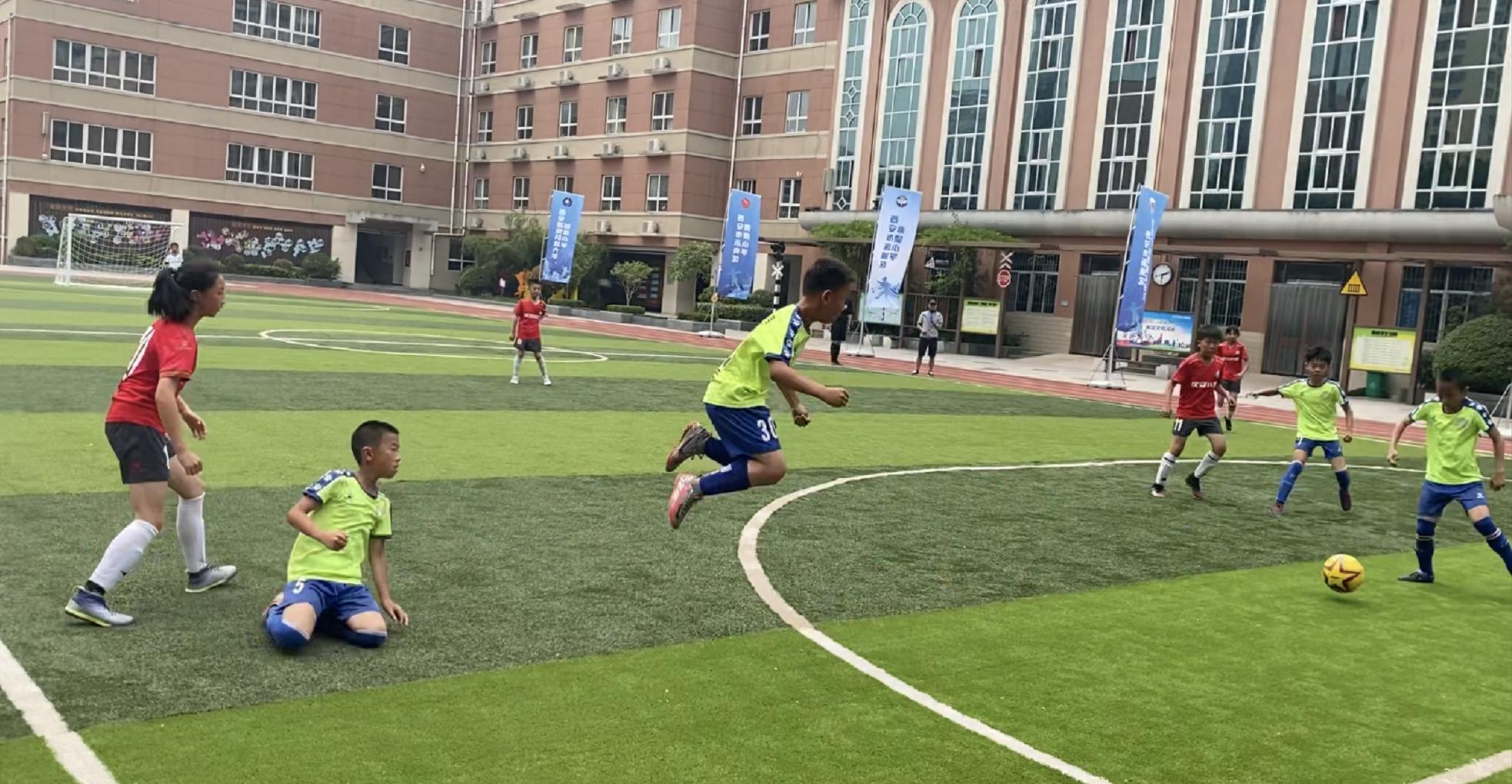 西安市碑林區(qū)鐵五小學(xué)怎么樣?“樂動杯”足球賽(圖11)