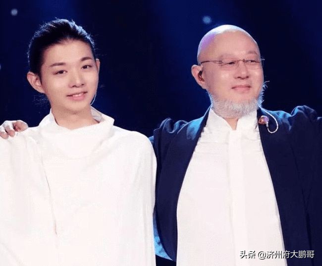 陈露发文斥霍尊背叛两人九年情感，火风力挺儿子善良