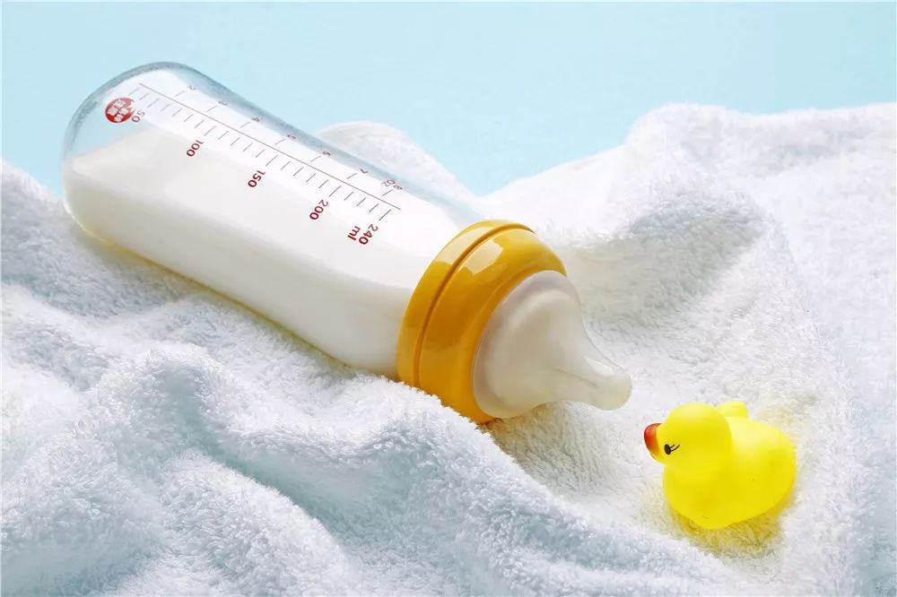 Sterilize baby bottles, do you still think boiling water is enough