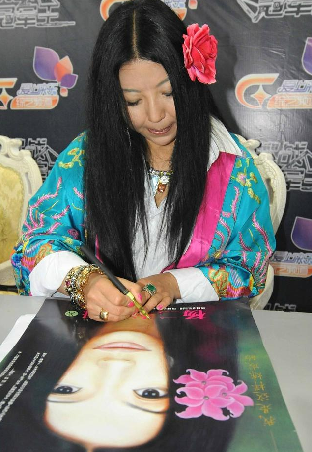 章子怡泼墨门背后的钱色交易：京城名媛亲口实