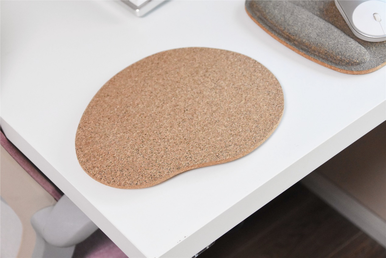 米家有品发布软木板游戏鼠标垫，纯天然材料，回绝鼠标手