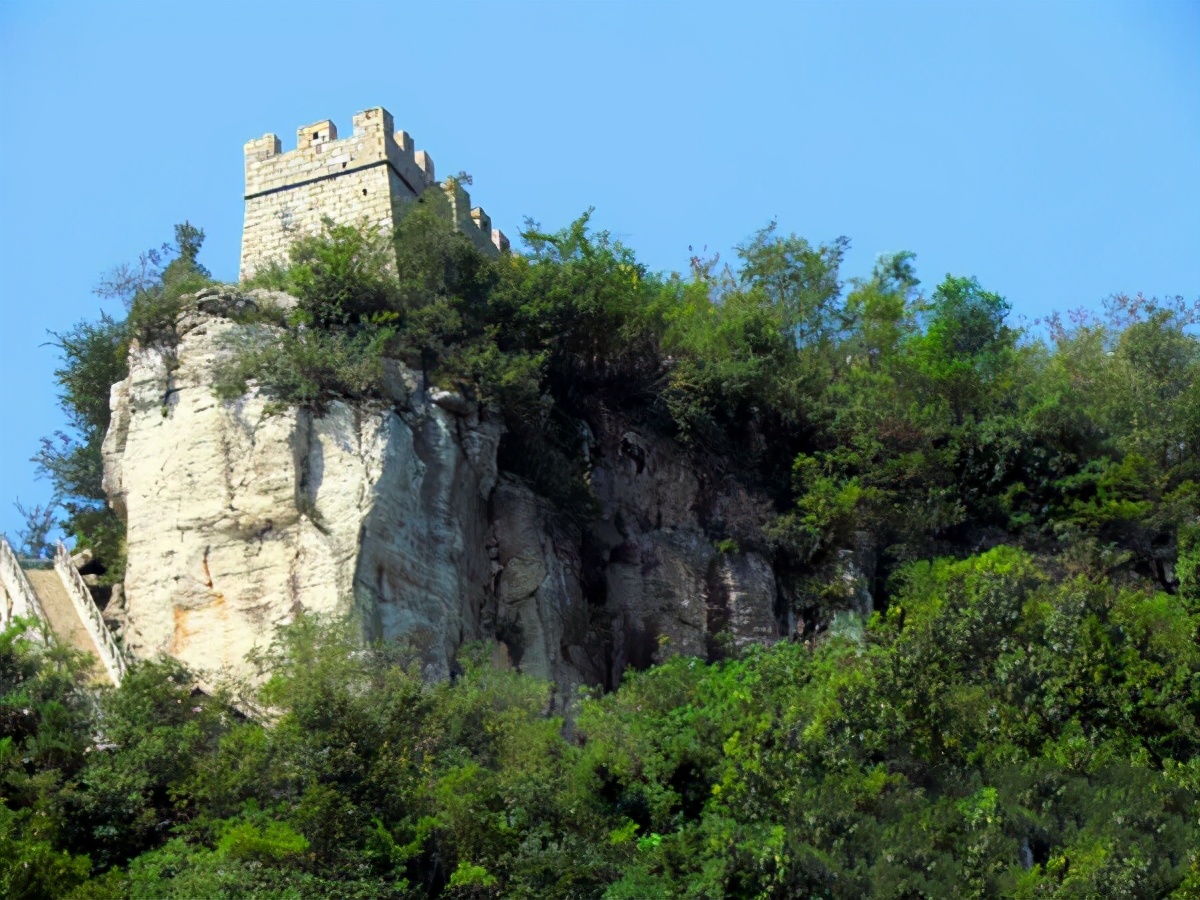 山东旅游：沂蒙山天上王城探秘（图）