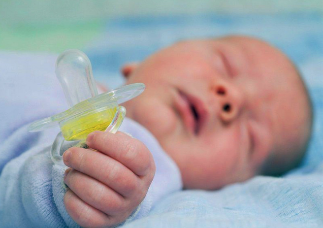 孩子熟睡後總愛�滿床打滾�？ 是睡得不安穩嗎？ 及早了解幫助孩子