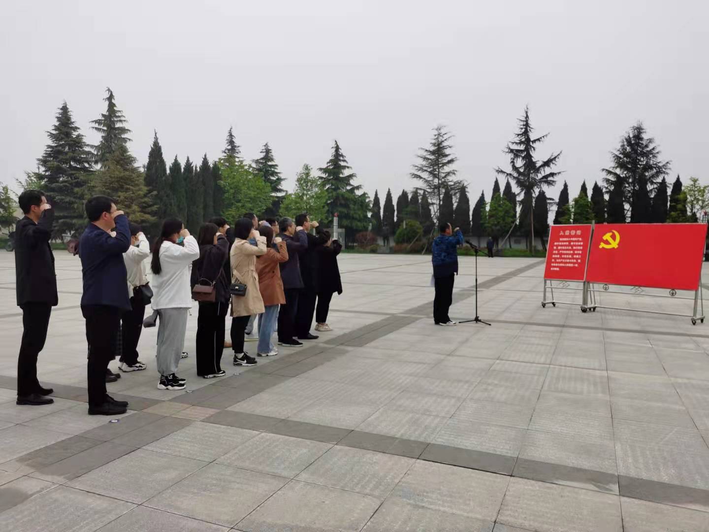西安雁塔法院第七党支部前往扶眉战役纪念馆开展主题党日活动