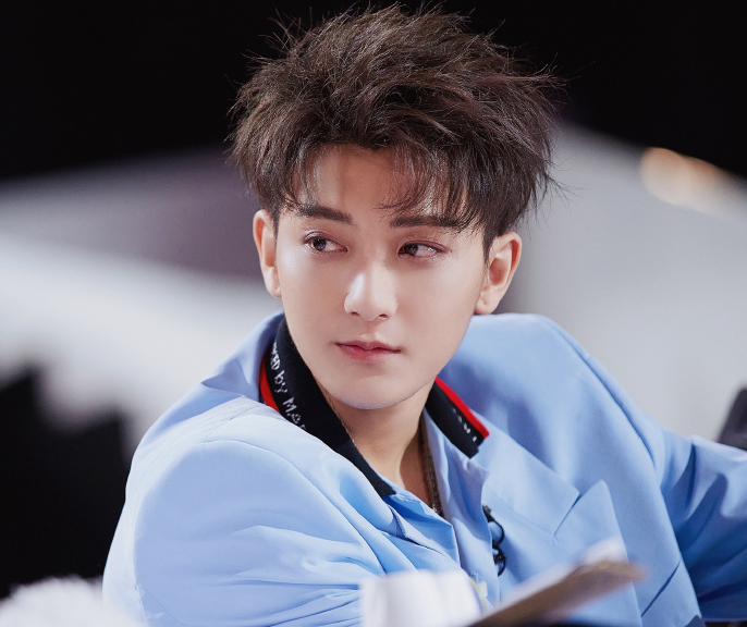 《创造营2020》开播，最牛学员人选出现，大张伟