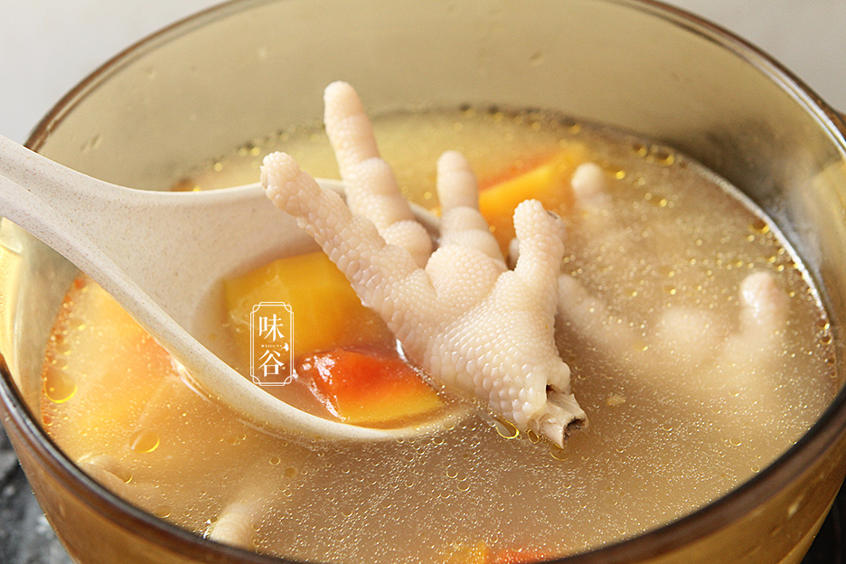 夏天遇到这瓜别手软，用来煲汤清润可口，皮肤水当当，比敷面膜强