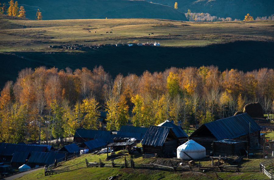 God's back garden-Kanas autumn scenery