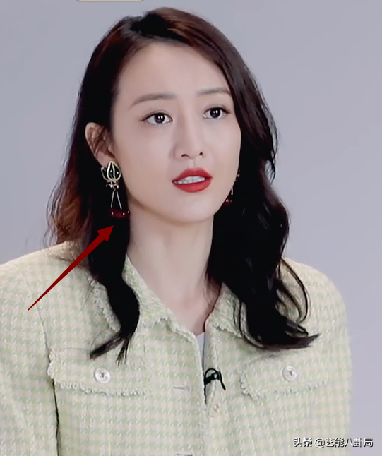 《浪姐2》女明星都好有钱！杨钰莹耳环36万，张